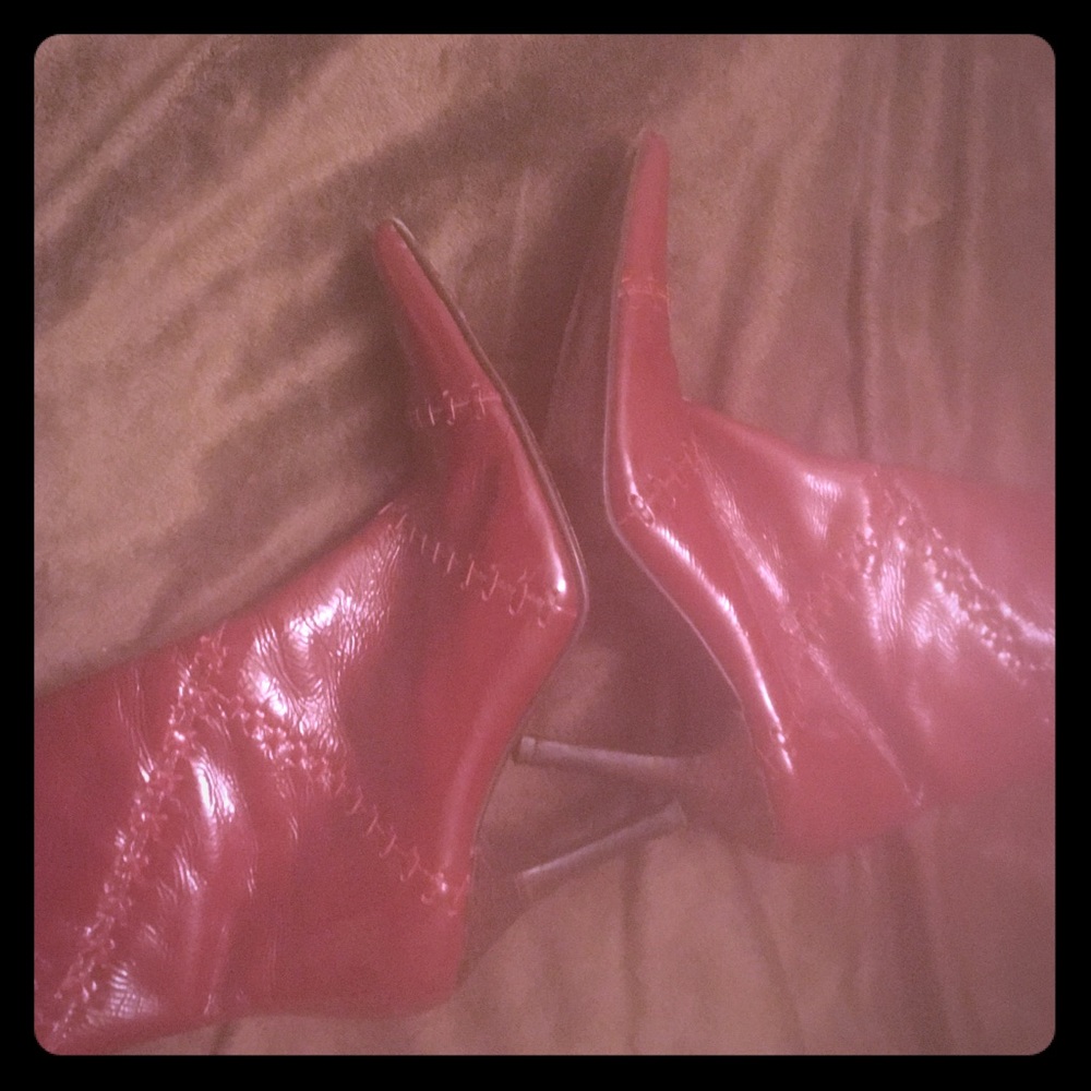 Luisa Barcelos Patton red ankle boots